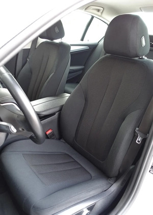 BMW Seria 5 cena 157500 przebieg: 94000, rok produkcji 2021 z Katowice małe 704